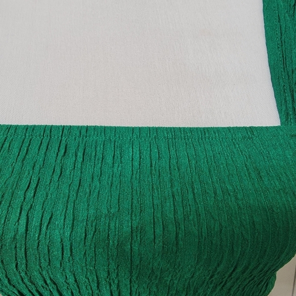 Kelly Green Size M Pleated Texture Sleeveless Camisole Cami Tank Top, Like New - Picture 3 of 13